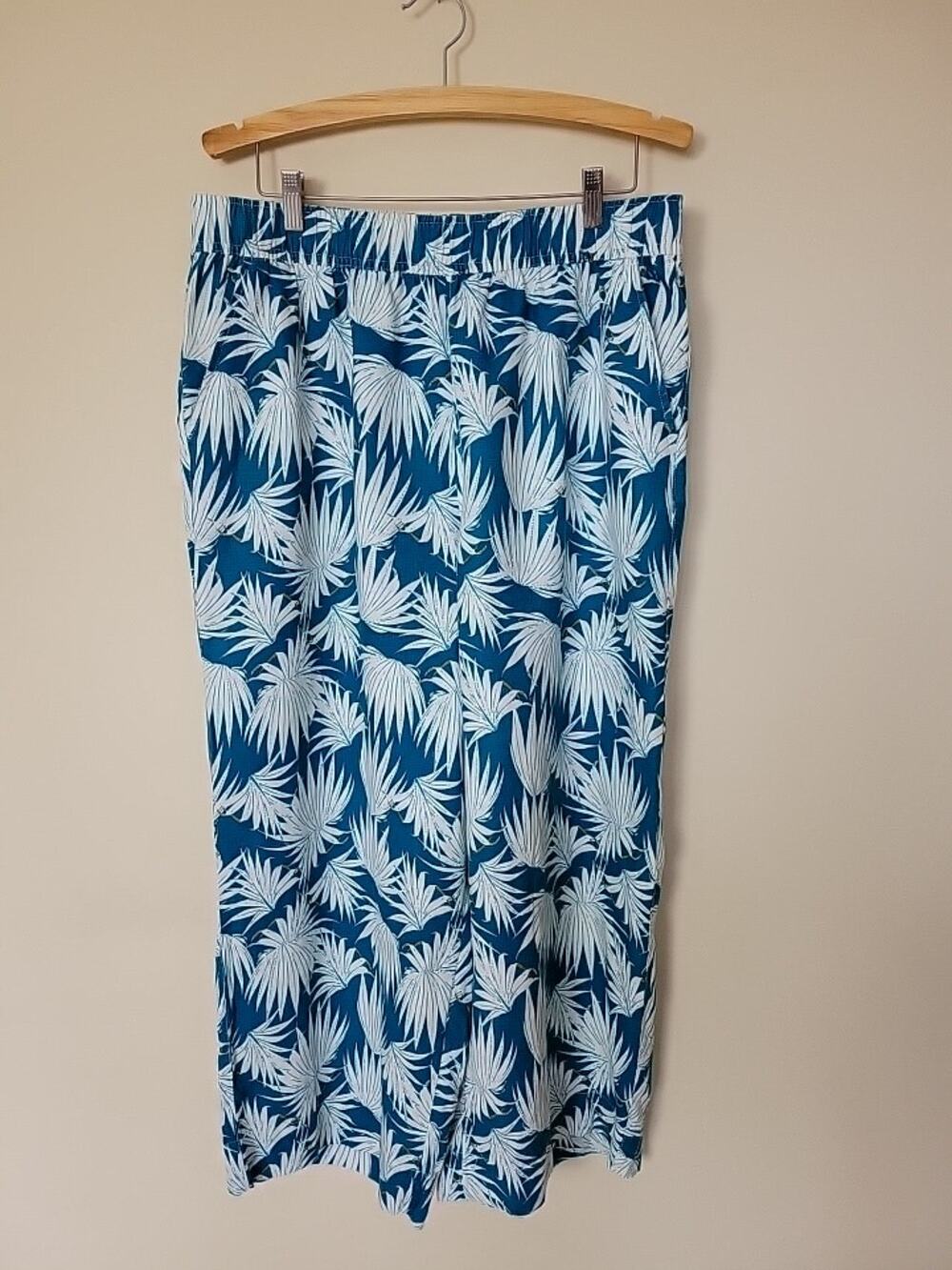 EUC Rachel Zoe XL Linen Wide Leg Leaf Print Crop Pants Elastic Waist Pockets